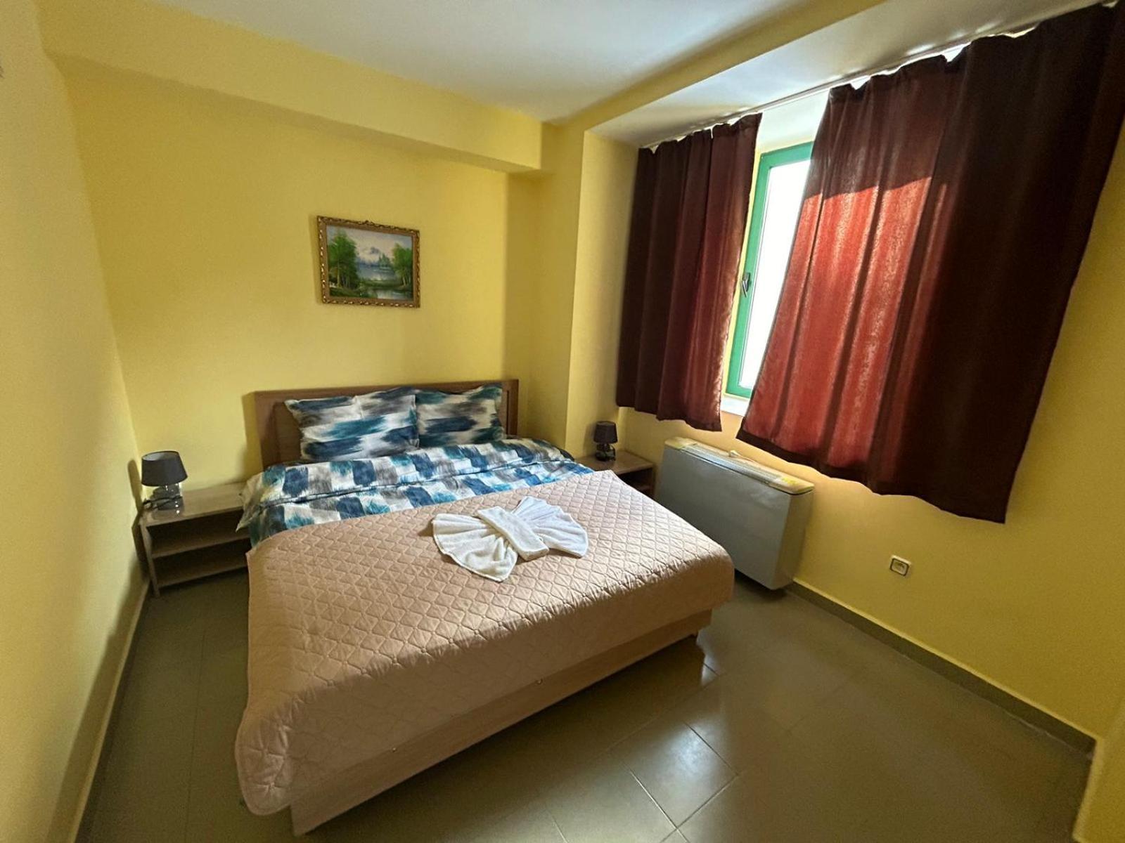 Хотел Тракия Haskovo Esterno foto